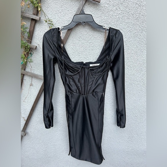 HOUSE OF CB 'Grazia' Black Disco Satin Corset Dress - Picture 6 of 9